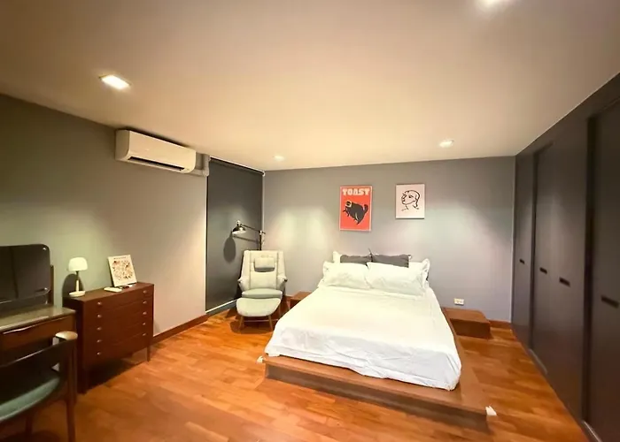 บ้านพักสำหรับครอบครัว ใกล้บีทีเอสเอกมัย * バンコク都